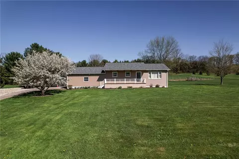 240 Hamburg Rd, Greenville, PA 16125