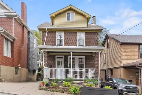 2824 Connecticut Ave, Pittsburgh, PA 15216