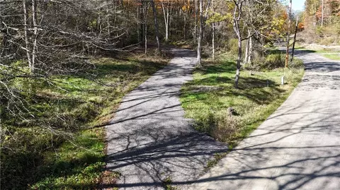 100 Jersey Hollow Rd, Confluence, PA 15424