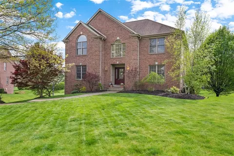 302 Castanea Dr, Cranberry Township, PA 16066
