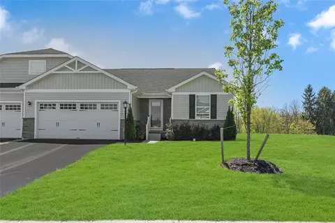113 Jessica Ct, Beaver Falls, PA 15010