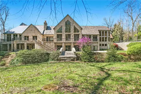 1700 Forker Blvd, Hermitage, PA 16148