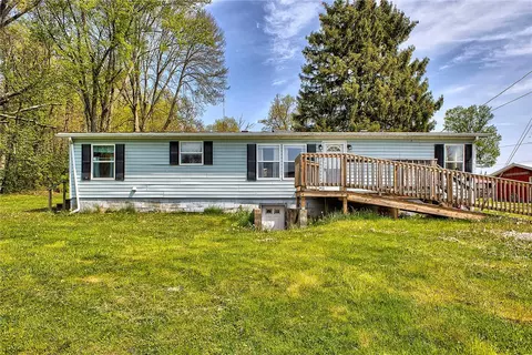 627 Crabapple Ln, Tarrs, PA 15688