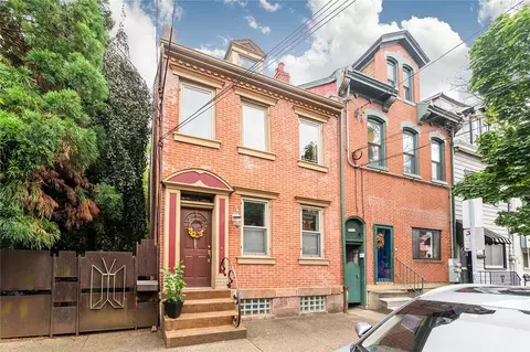 2220 Sarah St, Pittsburgh, PA 15203