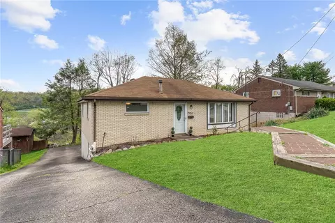 935 Broglie, Pittsburgh, PA 15236