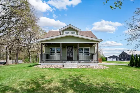 300 Bonniebrook Rd, Butler, PA 16002