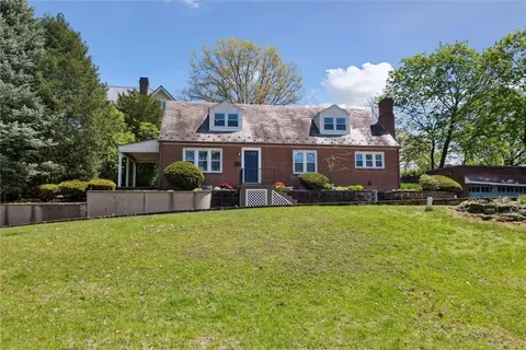 1418 Walnut St, Pittsburgh, PA 15218