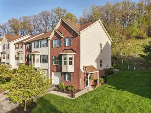 Exterior - 417 Georgetown Ct, Seven Fields, PA 16046 photo 2 of 6