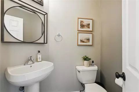 Bath - 417 Georgetown Ct, Seven Fields, PA 16046 photo 1 of 3