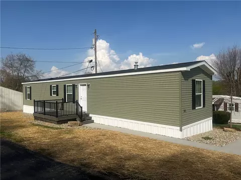301 Furer Dr, Sarver, PA 16055