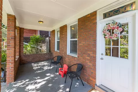 4004 Windsor St, Pittsburgh, PA 15217