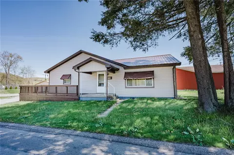 135 7th St, Clymer, PA 15728