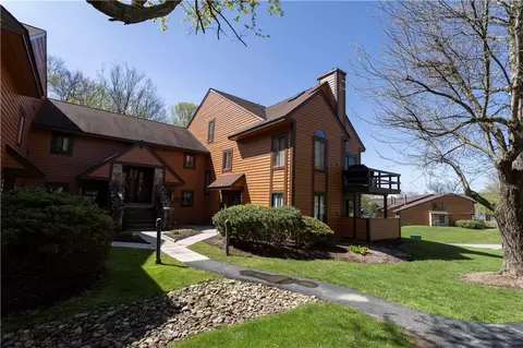 3008 Swiss Mountain Dr, Champion, PA 15622