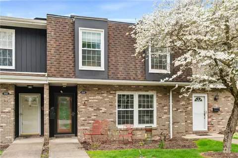 4540 Bucktail Dr, Allison Park, PA 15101