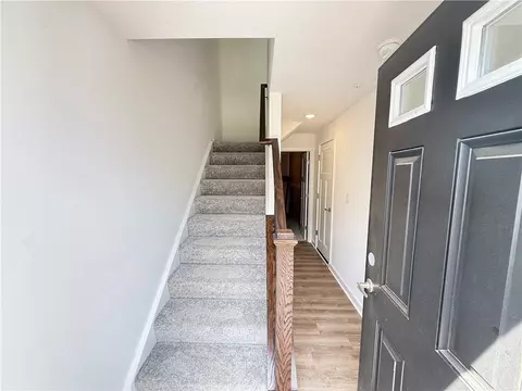 Entry Way - 175 Lockheed Dr, PA 15108 photo 1 of 2