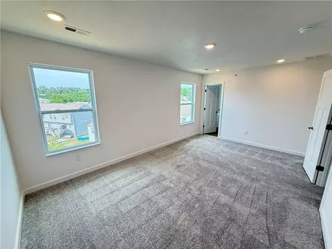 Bedroom - 175 Lockheed Dr, PA 15108 photo 2 of 4