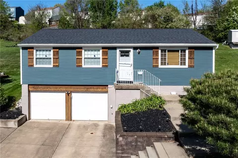 361 Meade Dr, Coraopolis, PA 15108