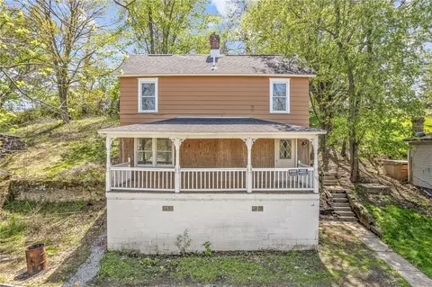 109 White St, Bentleyville, PA 15314