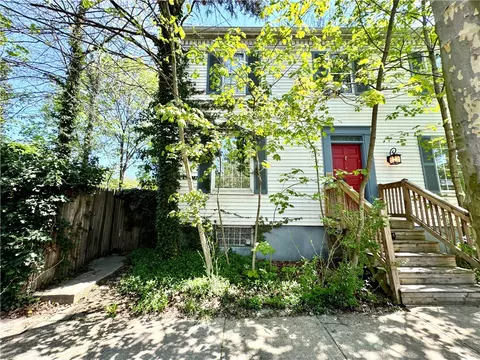 1214 Chislett St, Pittsburgh, PA 15206