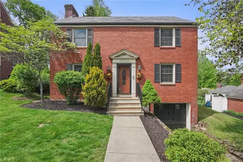 885 N Meadowcroft Ave, Pittsburgh, PA 15216