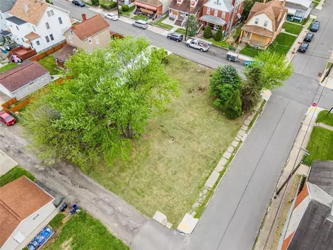 213 Alter St, Carnegie, PA 15106