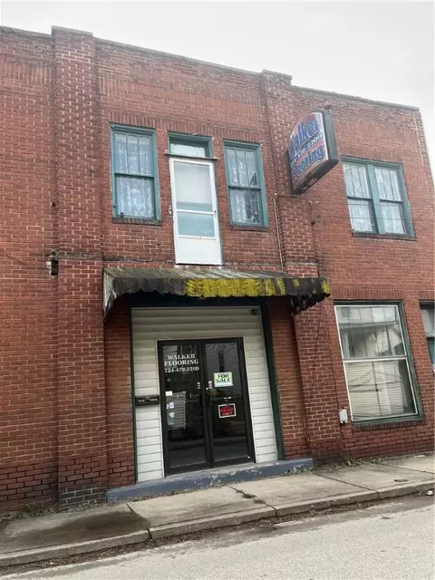 207-209 Kiski Ave, Apollo, PA 15613