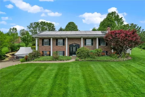 56 Russ St, Uniontown, PA 15401