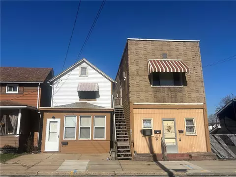 704706 Holland St, Vandergrift, PA 15690