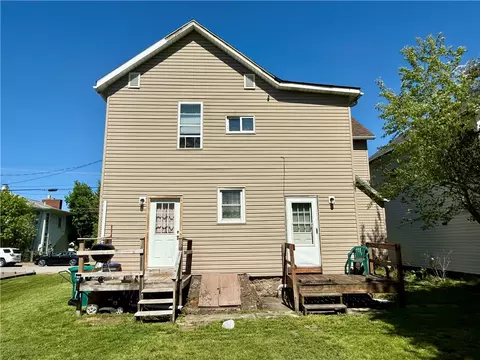 122 E 2nd Ave, Derry, PA 15627 photo 5