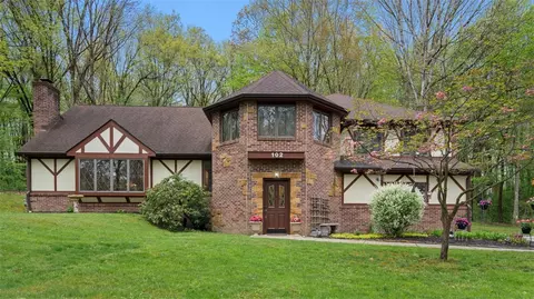 102 Foxglove, Baden, PA 15005