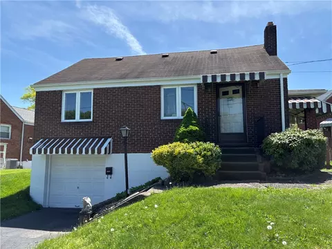 3200 Oakland Dr, Mckeesport, PA 15133