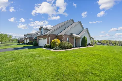 2339 Wheatland Cir, Delmont, PA 15626