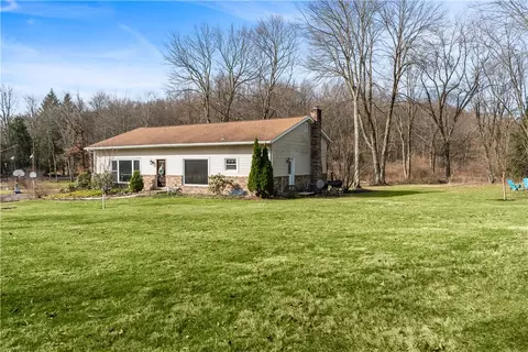 237 Woodlawn Rd, Butler, PA 16001