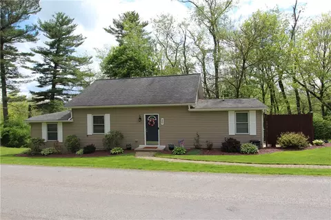 20 Second St, Ligonier, PA 15658