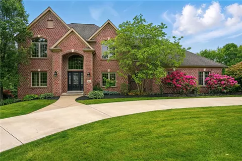 221 Cashmere Ct, Cranberry Township, PA 16066
