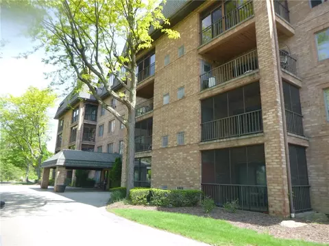 2525 Greensburg Pike #202, Pittsburgh, PA 15221