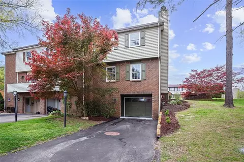 100 Canyon Ct, Latrobe, PA 15650