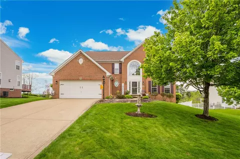 119 Suncrest Ct, Canonsburg, PA 15317