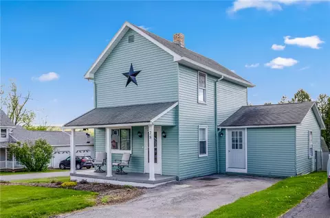 28 3rd St, Cairnbrook, PA 15924