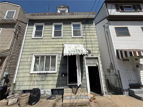 1711 Mary St, Pittsburgh, PA 15203
