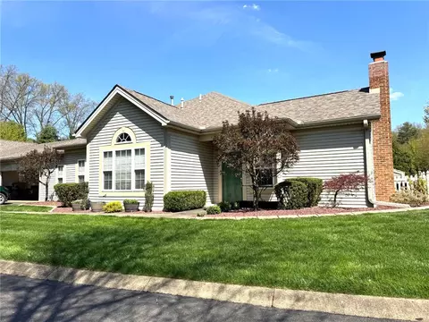 3533 Hunters Woods Blvd # -2, New Castle, PA 16105