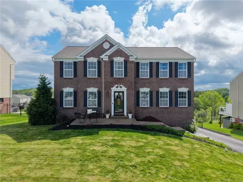 305 Compass Ct, Mcdonald, PA 15057