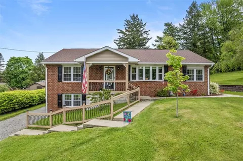 2902 23rd Ave, Beaver Falls, PA 15010