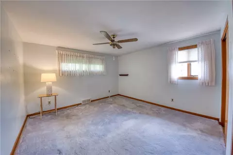 464 Mcmahon, North Huntingdon, PA 15642 photo 14