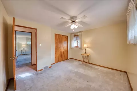 464 Mcmahon, North Huntingdon, PA 15642 photo 19