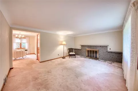 464 Mcmahon, North Huntingdon, PA 15642 photo 7