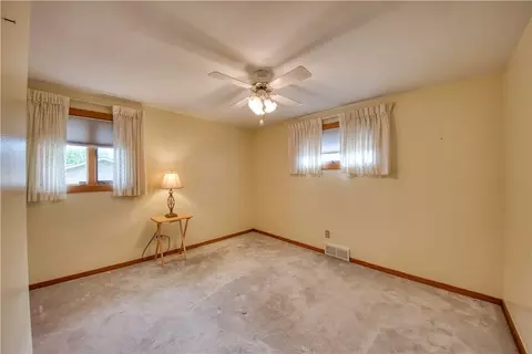 464 Mcmahon, North Huntingdon, PA 15642 photo 17