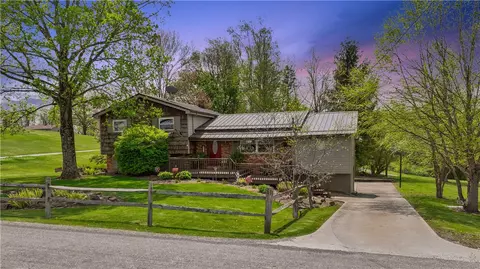 611 Cedar Grove Rd, Burgettstown, PA 15021