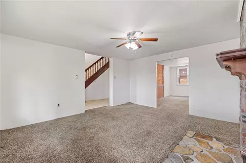 Living - 209 E Meyers St, Pittsburgh, PA 15210 photo 2 of 6