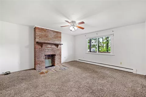 Living - 209 E Meyers St, Pittsburgh, PA 15210 photo 1 of 6